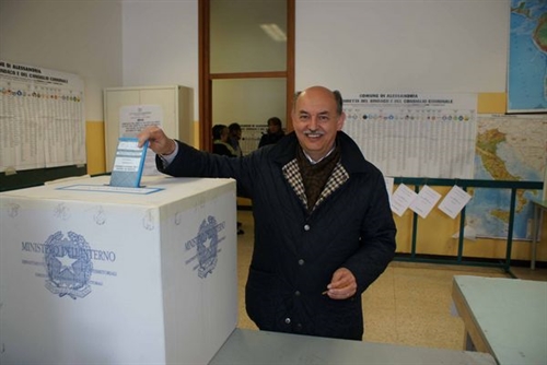 Fabbio vota e fa visita ai seggi