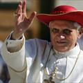 5 righe di giornata. Il Papa che insegna l'uomo agli uomini
